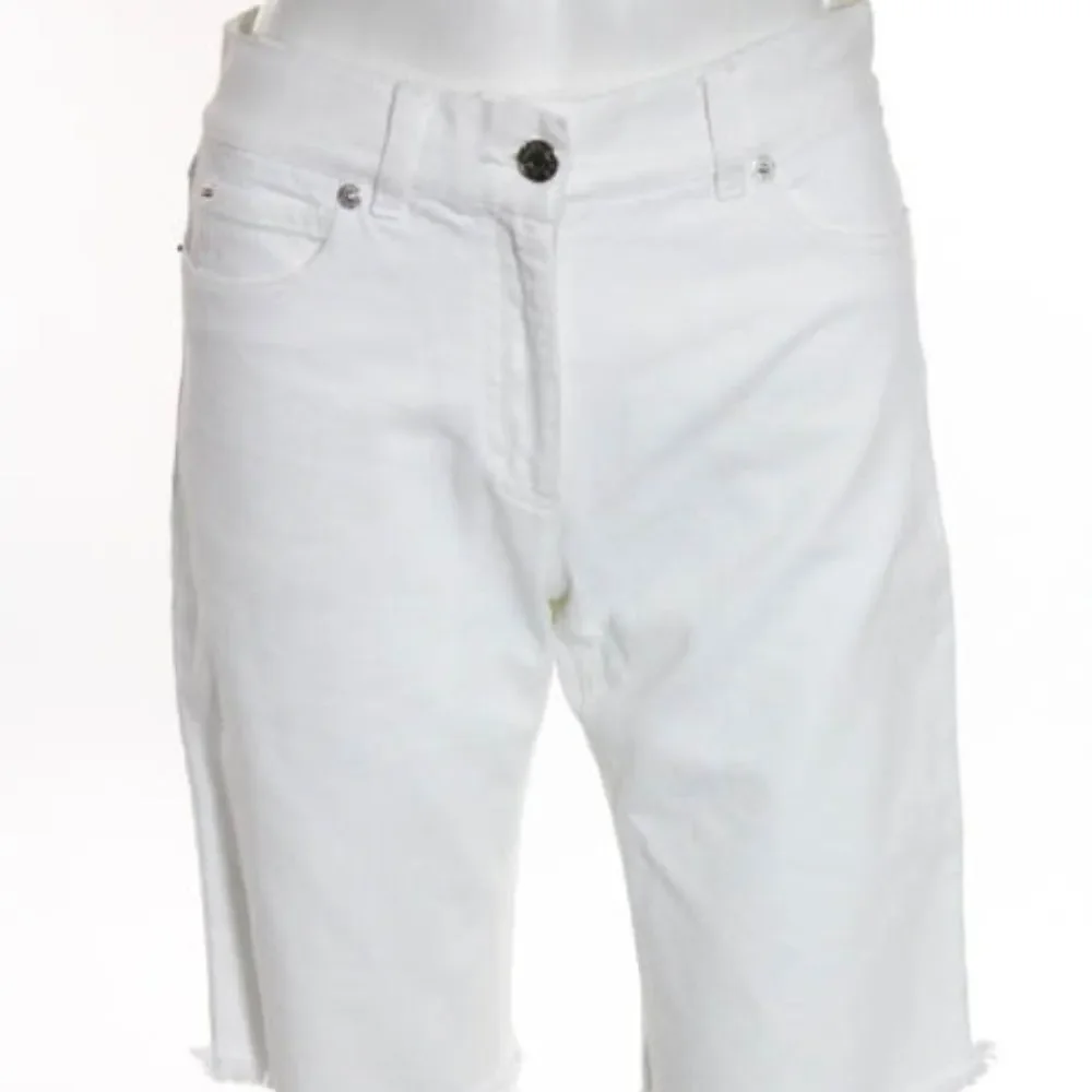 Michael Kors White 5 Pocket Denim Shorts Sz. 2